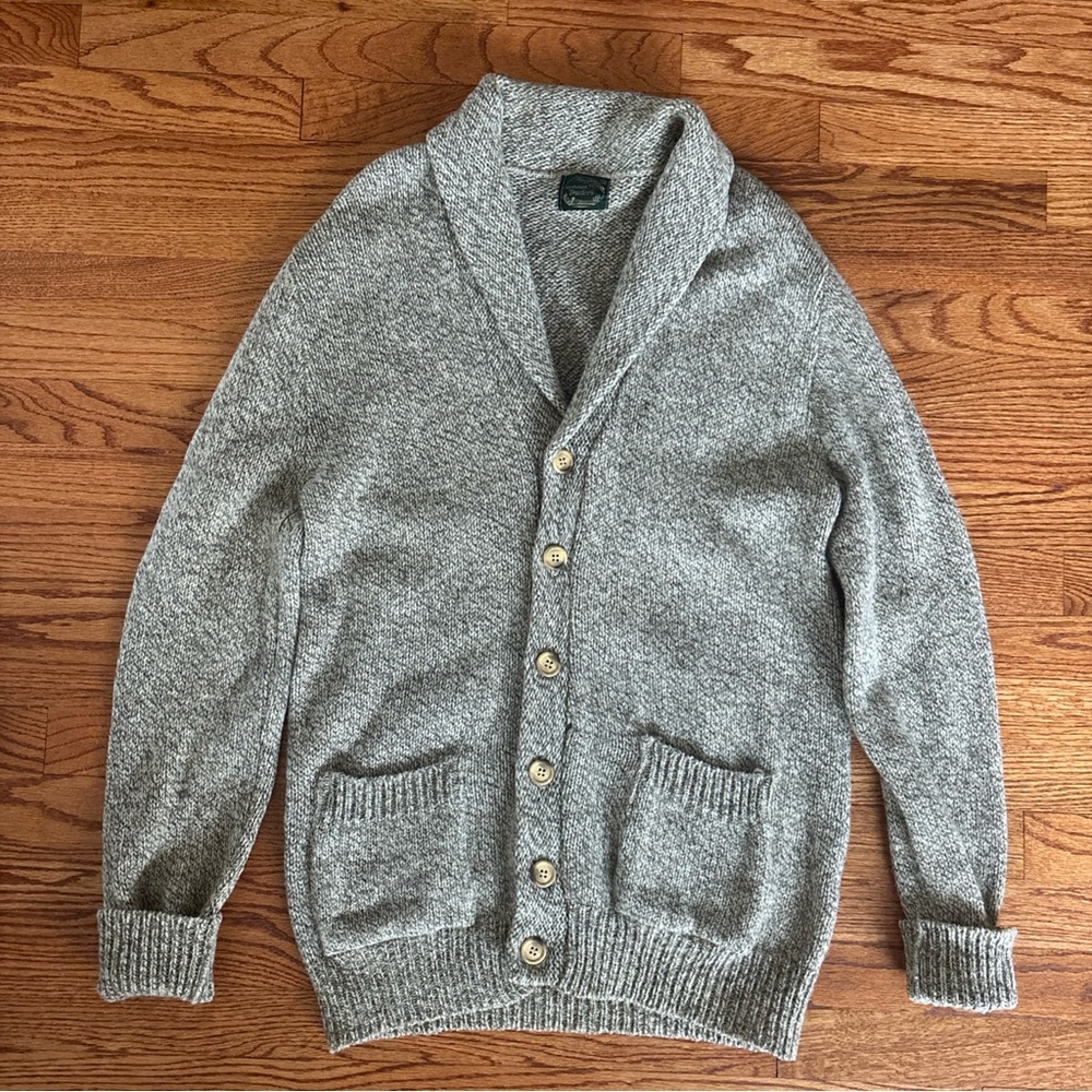 Vintage Classic Gray Men's Cardigan Shawl Collar Wool Sweater Mens Sz M EUC